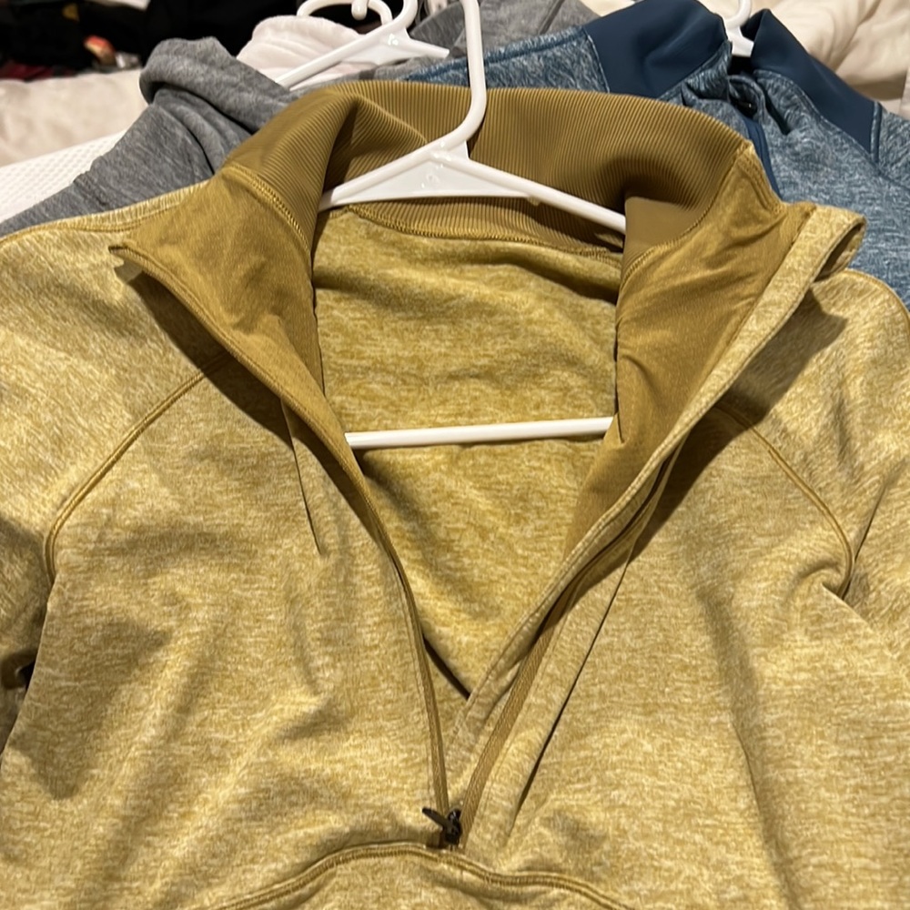 Lululemon Athletic Half Zip Pullover - image 4